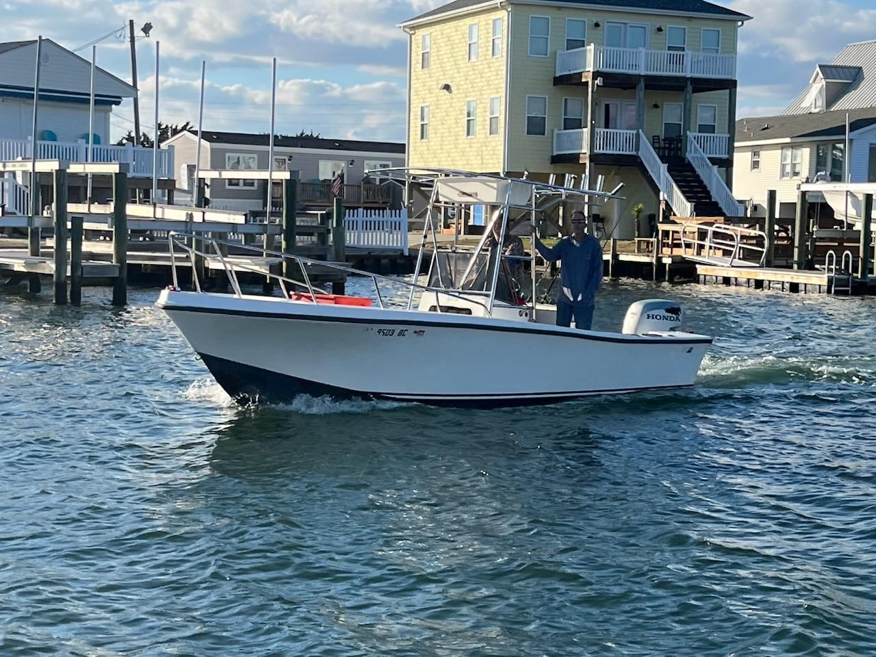 Thunderstorms, a Dead Motor, and a Rescue Mission: Our Boating Close Call